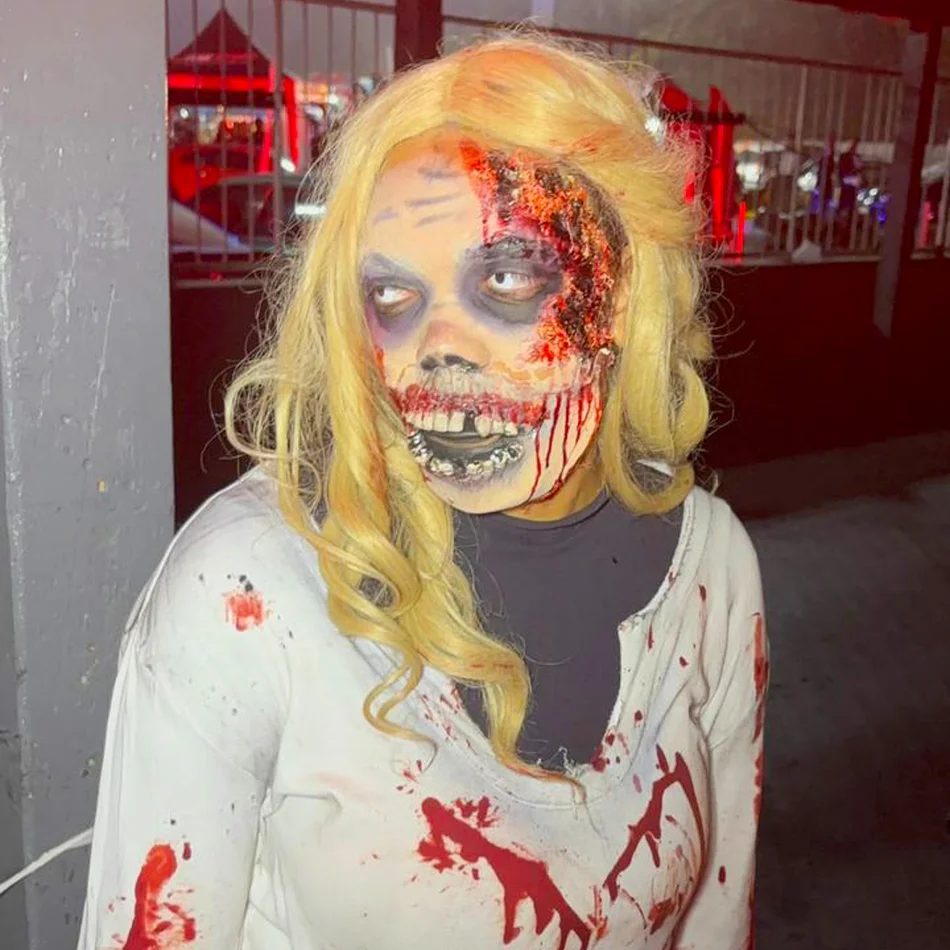 Apresentação de personagens de terror com maquiagem realista em Carapicuíba Apresentação de personagens de terror com maquiagem realista em Carapicuíba